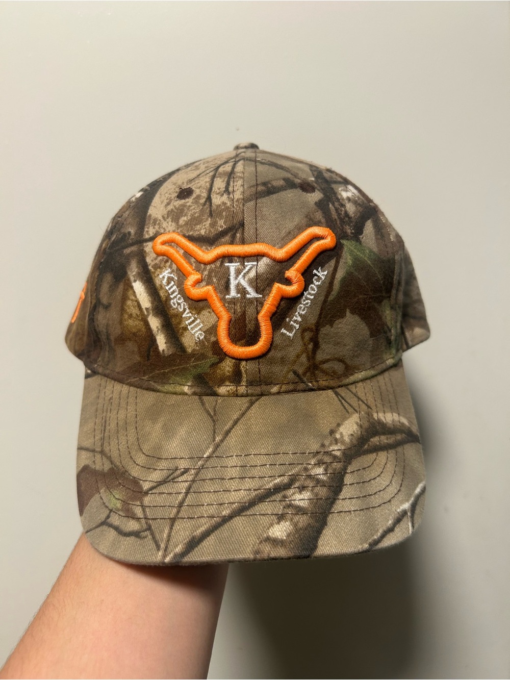 Vintage realtree camo kingsville livestock longhorn snapback hat